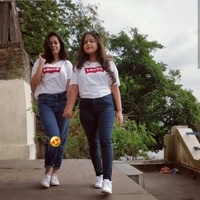 High Rise Jeans+Unisex Tshirt